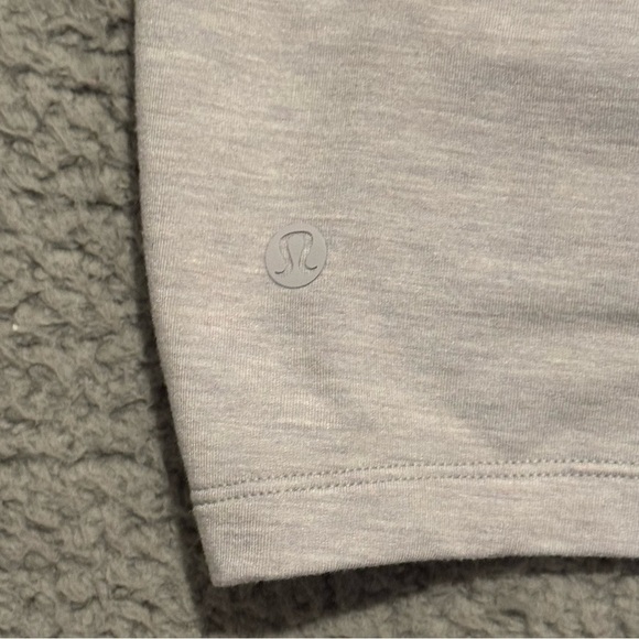 Lululemon Tuck & Gather Twist Front Long Sleeve Pullover Top Sweatshirt Size 8 - Picture 7 of 10